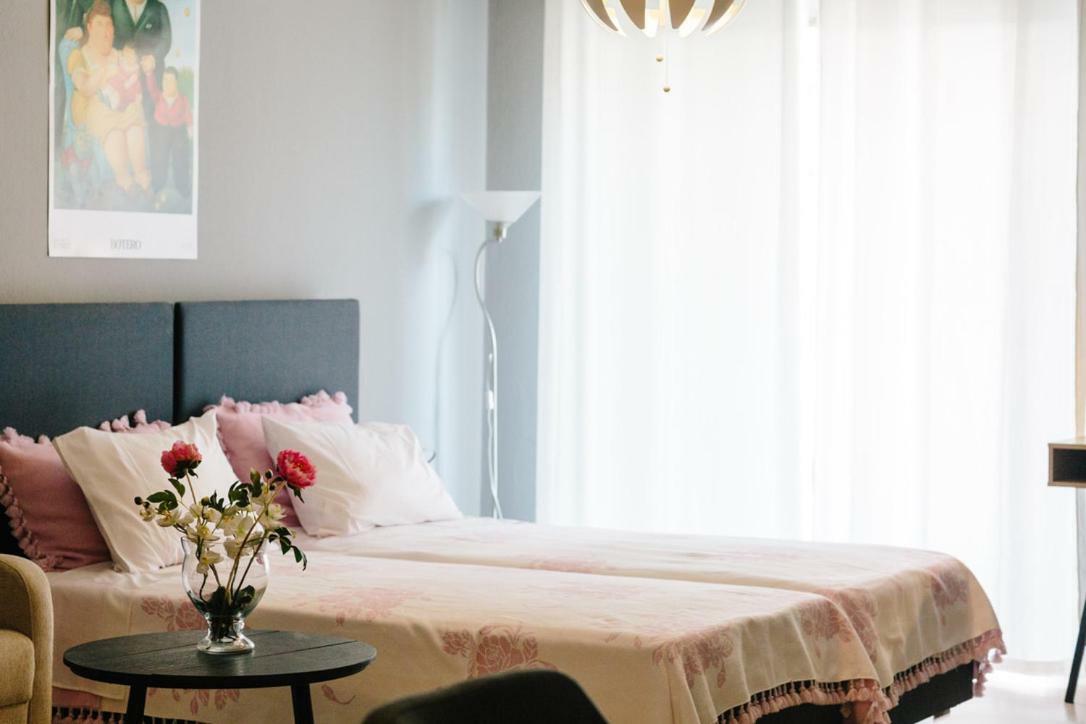 Cosy Downtown Studio - Suite Комотини Экстерьер фото